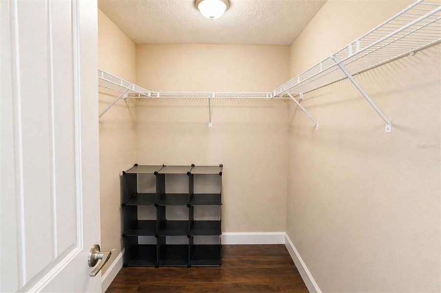 Spacious, unfurnished interior of a new home in , Port Charlotte (Image 16).