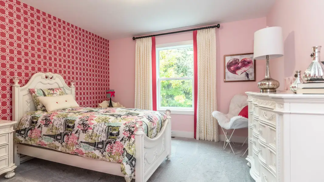 Representative furnished interior of a home built from the The Yorkshire by Norfolk Homes in Offsite Builds Southern Michigan, Ann Arbor (Image 35).