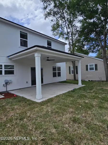 Exterior details and patio area of a home in , Jacksonville (Image 3).