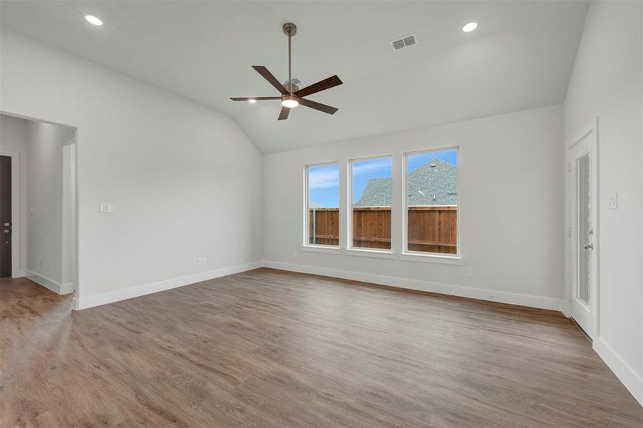 Spacious, unfurnished interior of a new home in Lilybrooke at Legacy Hills, Celina (Image 23). Spacious, unfurnished interior of a new home in Lilybrooke at Legacy Hills, Celina (Image 23).