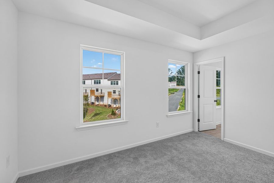 Spacious, unfurnished interior of a new home in Rosewood Farm, Lawrenceville (Image 34).