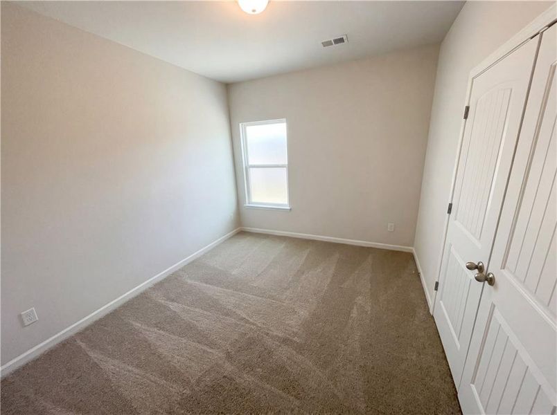 Spacious, unfurnished interior of a new home in , Grantville (Image 16).