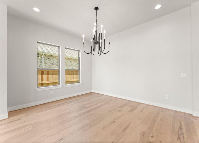 Spacious, unfurnished interior of a new home in Fulshear Lakes 70’s, Fulshear (Image 31). Spacious, unfurnished interior of a new home in Fulshear Lakes 70’s, Fulshear (Image 31).