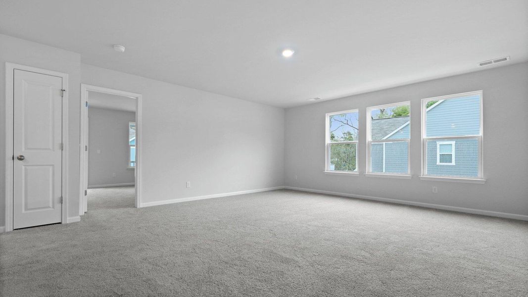Spacious, unfurnished interior of a new home in Founders Corner, Summerville (Image 20).