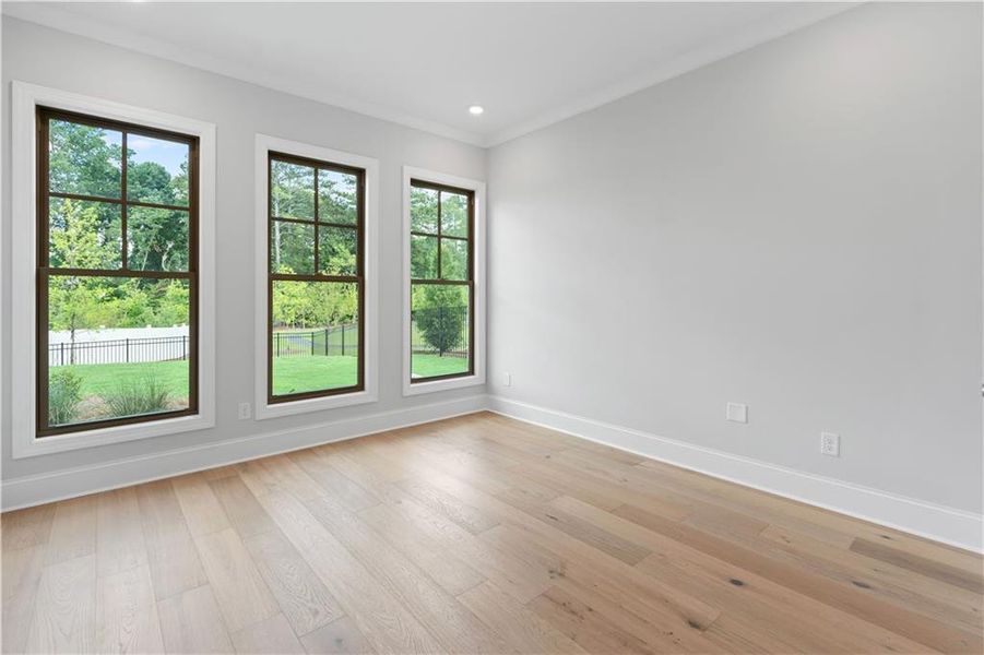 Spacious, unfurnished interior of a new home in Knollwood, Johns Creek (Image 36).