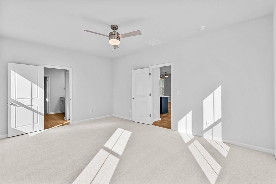 Spacious, unfurnished interior of a new home in Fieldstone, Lexington (Image 32). Spacious, unfurnished interior of a new home in Fieldstone, Lexington (Image 32).