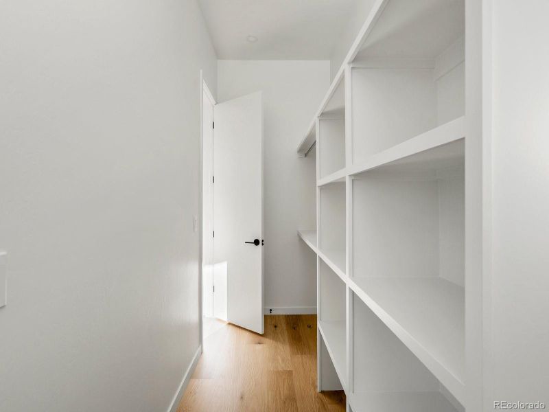 Spacious, unfurnished interior of a new home in , Denver (Image 19).