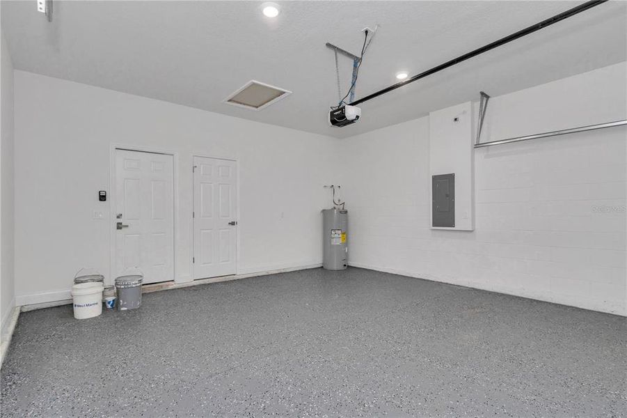 Spacious, unfurnished interior of a new home in , Citrus Springs (Image 34). Spacious, unfurnished interior of a new home in , Citrus Springs (Image 34).