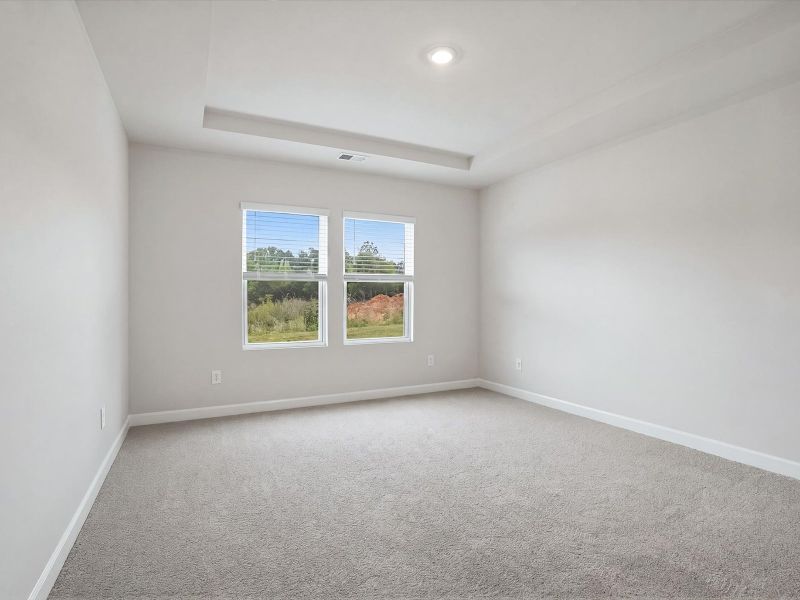 Spacious, unfurnished interior of a new home in Vickery Station, Woodruff (Image 12).