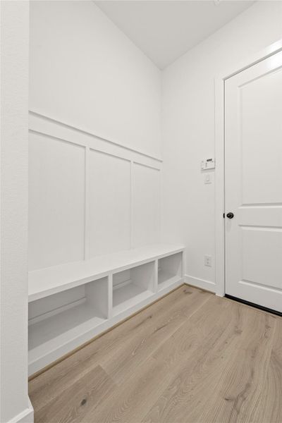 Representative image. Features, specifications, selections and colors may vary. Representative image. Features, specifications, selections and colors may vary.