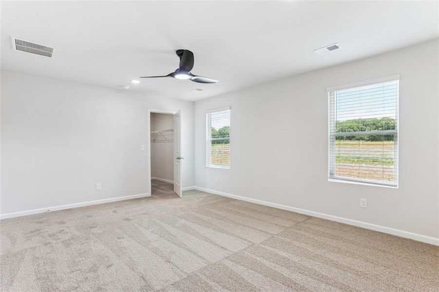 Spacious, unfurnished interior of a new home in , Covington (Image 25).