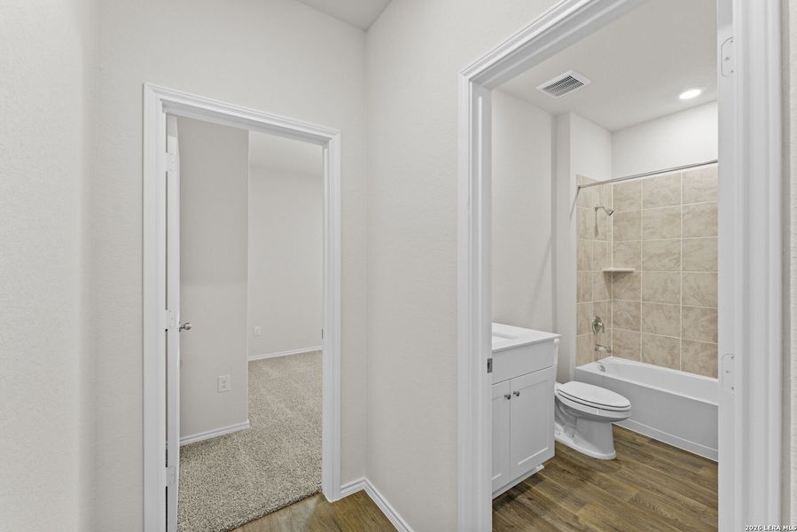 Furnished interior view inside a new home in Laurel Vistas, San Antonio (Image 8). Furnished interior view inside a new home in Laurel Vistas, San Antonio (Image 8).