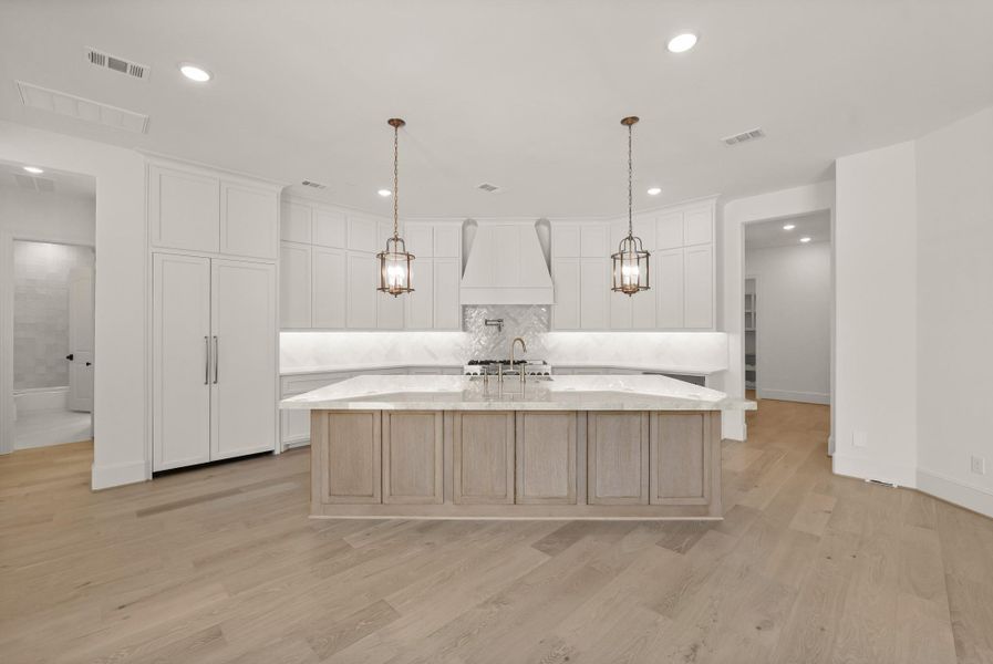 Furnished interior view inside a new home in The Park and The Reserve, Fulshear (Image 16).