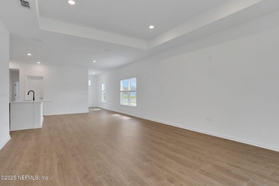 Spacious, unfurnished interior of a new home in Jennings Farm, Middleburg (Image 38). Spacious, unfurnished interior of a new home in Jennings Farm, Middleburg (Image 38).