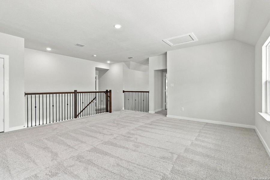 Spacious, unfurnished interior of a new home in Cordova Crossing, Seguin (Image 16).