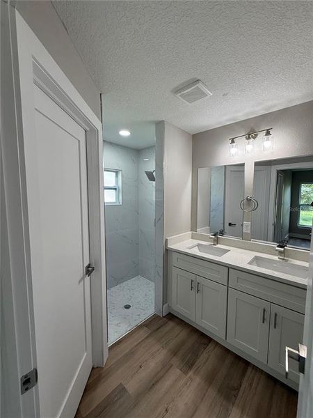 Furnished interior view inside a new home in , Citrus Springs (Image 8).