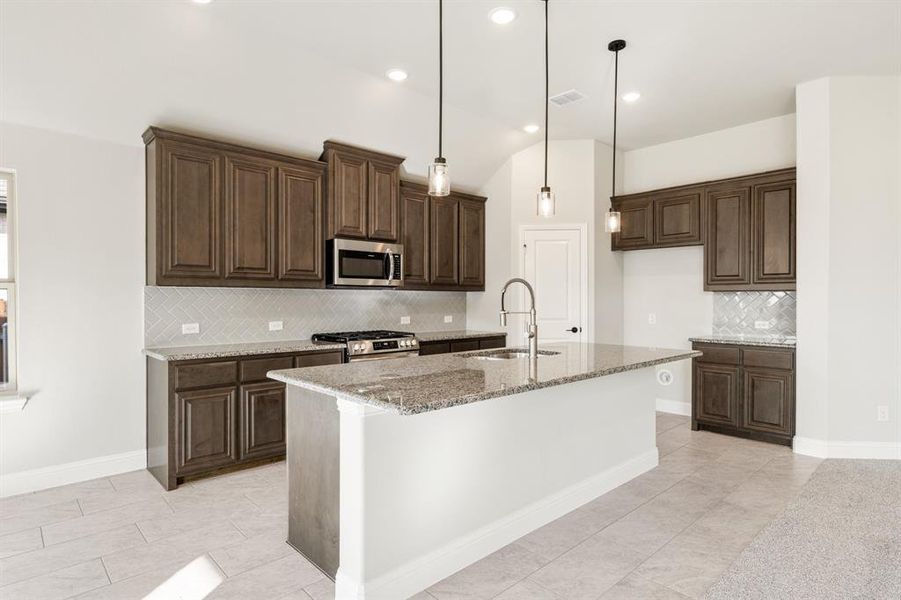 Furnished interior view inside a new home in Eagle Glen 50, Alvarado (Image 8).