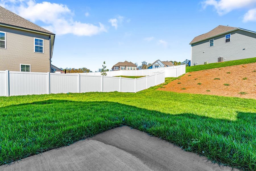 Image 42 of a home in Hanes Lake.