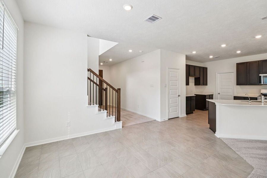 Spacious, unfurnished interior of a new home in Mustang Ridge, Magnolia (Image 5). Spacious, unfurnished interior of a new home in Mustang Ridge, Magnolia (Image 5).