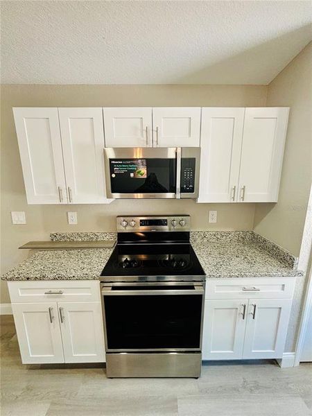 Furnished interior view inside a new home in , Fort Meade (Image 7).