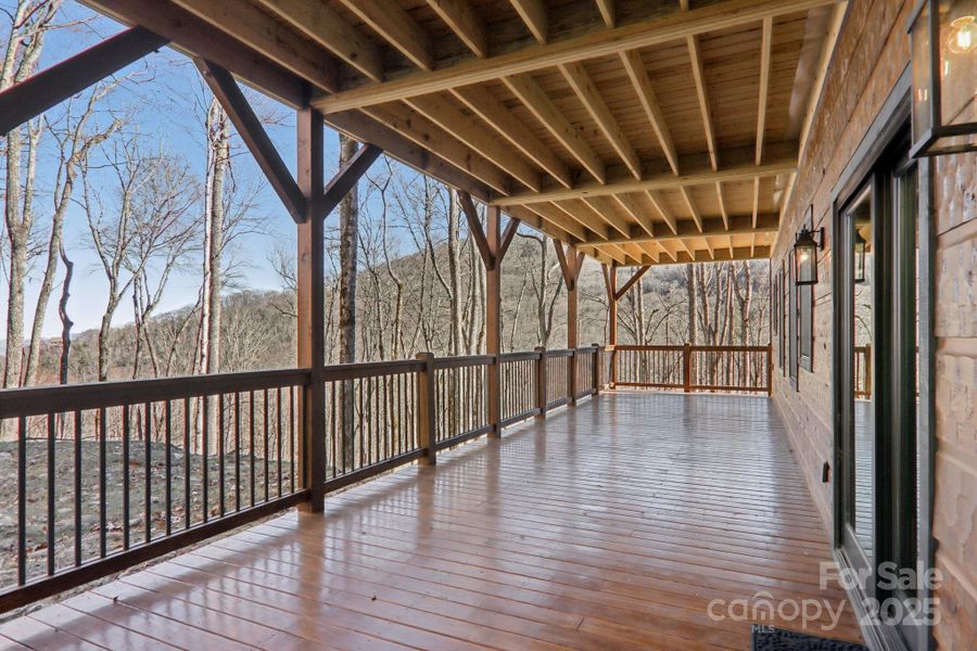 Community amenities in , Maggie Valley (Image 38).