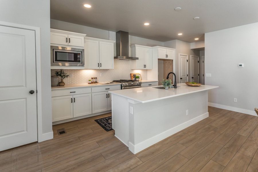 Representative furnished interior of a home built from the Tesla by Hartford Homes in Trailside, Timnath (Image 35).