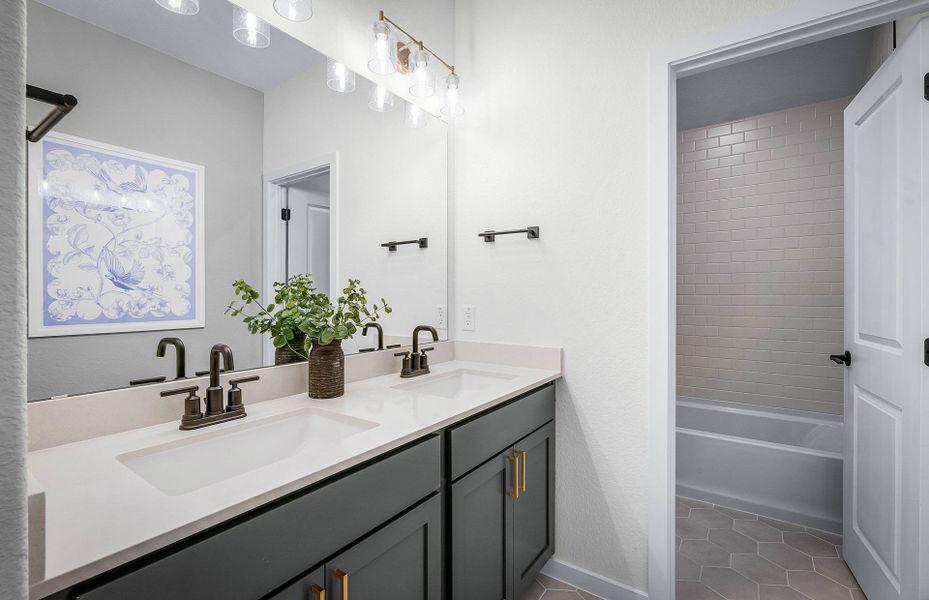 Representative furnished interior of a home built from the Sanford by Pulte Homes in Kuempel Farms, Pflugerville (Image 15).