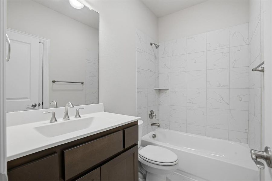 Furnished interior view inside a new home in , Wylie (Image 25).