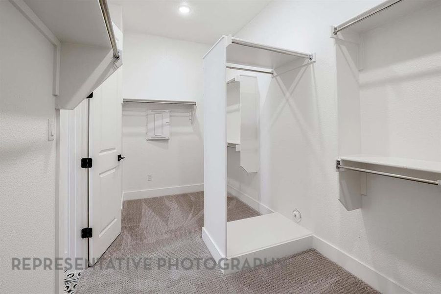 Image 23 of a home in .