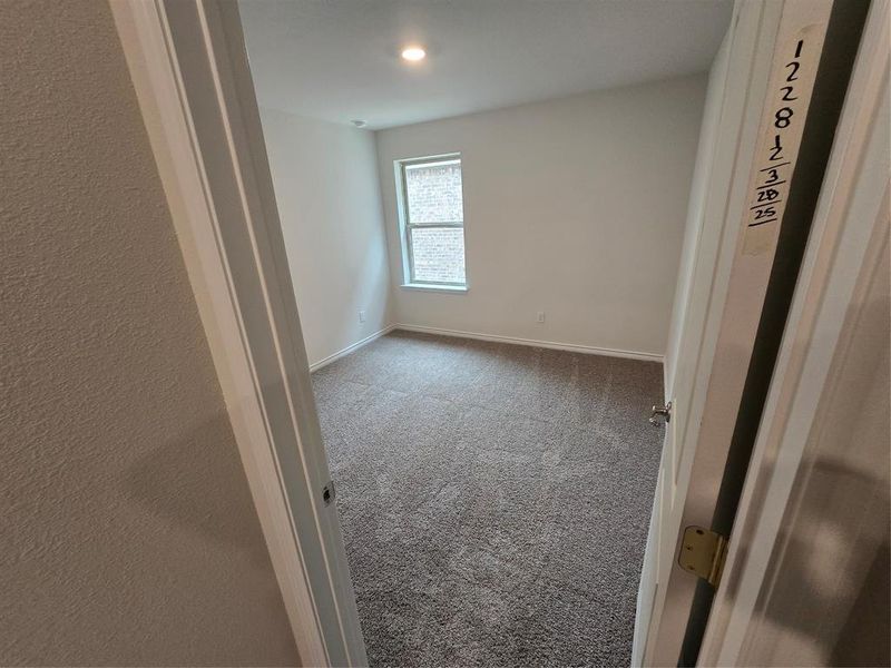 Image 28 of a home in .