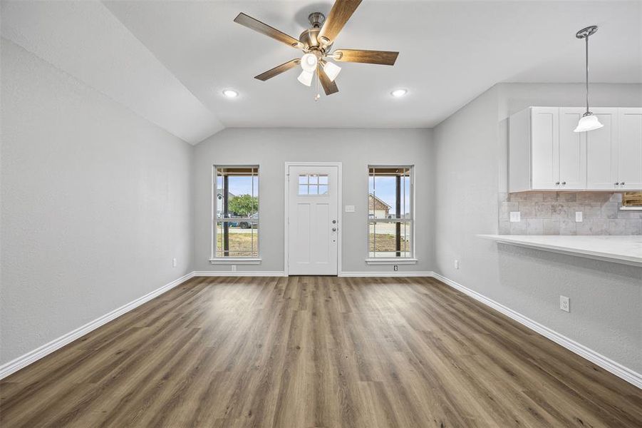 Spacious, unfurnished interior of a new home in , Whitney (Image 12).