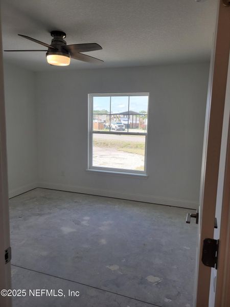 Spacious, unfurnished interior of a new home in , Callahan (Image 19).