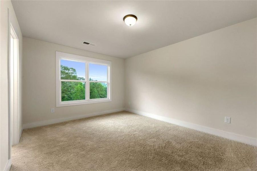Spacious, unfurnished interior of a new home in Steeplechase, Hoschton (Image 29).