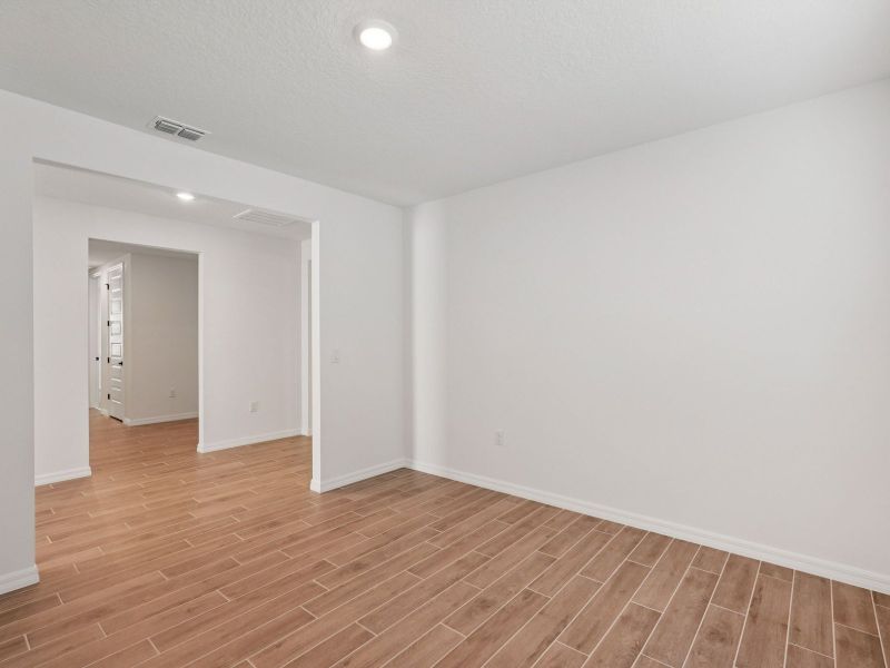 Spacious, unfurnished interior of a new home in Oakfield Trails - Signature Series, Parrish (Image 7). Spacious, unfurnished interior of a new home in Oakfield Trails - Signature Series, Parrish (Image 7).