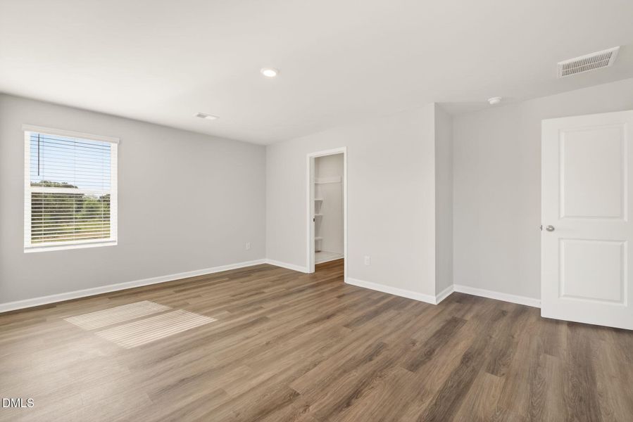 24-web-or-mls-DSC07374 24-web-or-mls-DSC07374