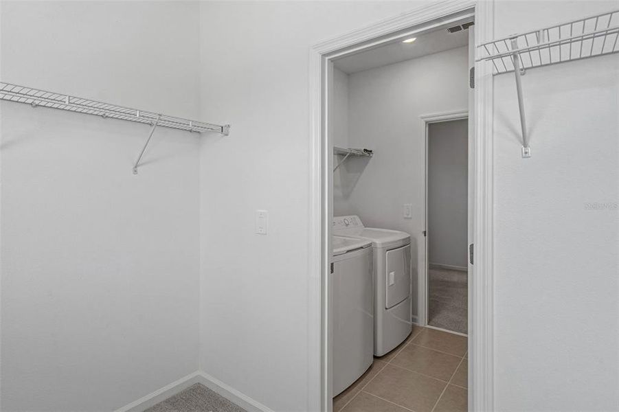 Spacious, unfurnished interior of a new home in Wellness Ridge, Clermont (Image 24).