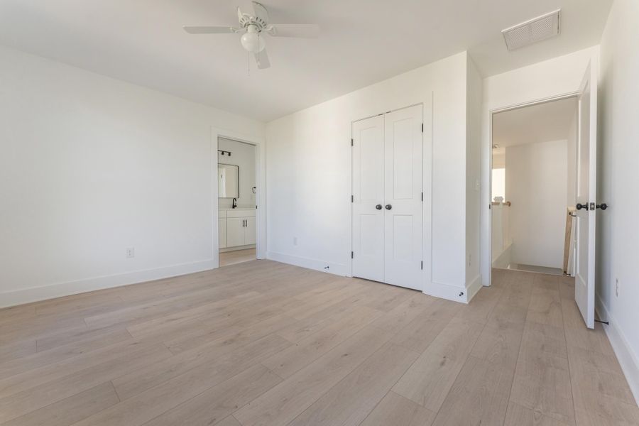 Spacious, unfurnished interior of a new home in , North Charleston (Image 41). Spacious, unfurnished interior of a new home in , North Charleston (Image 41).