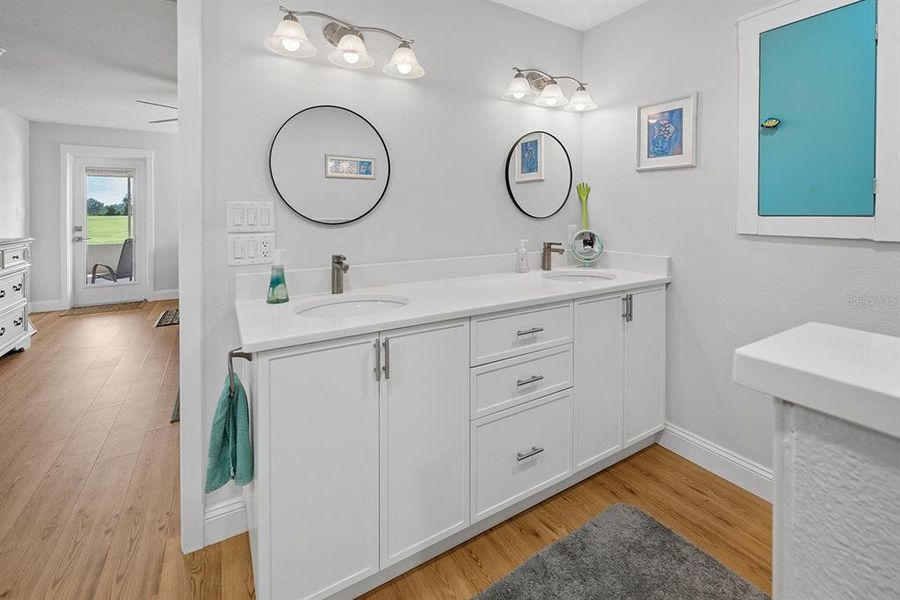 Furnished interior view inside a new home in , Chiefland (Image 3).