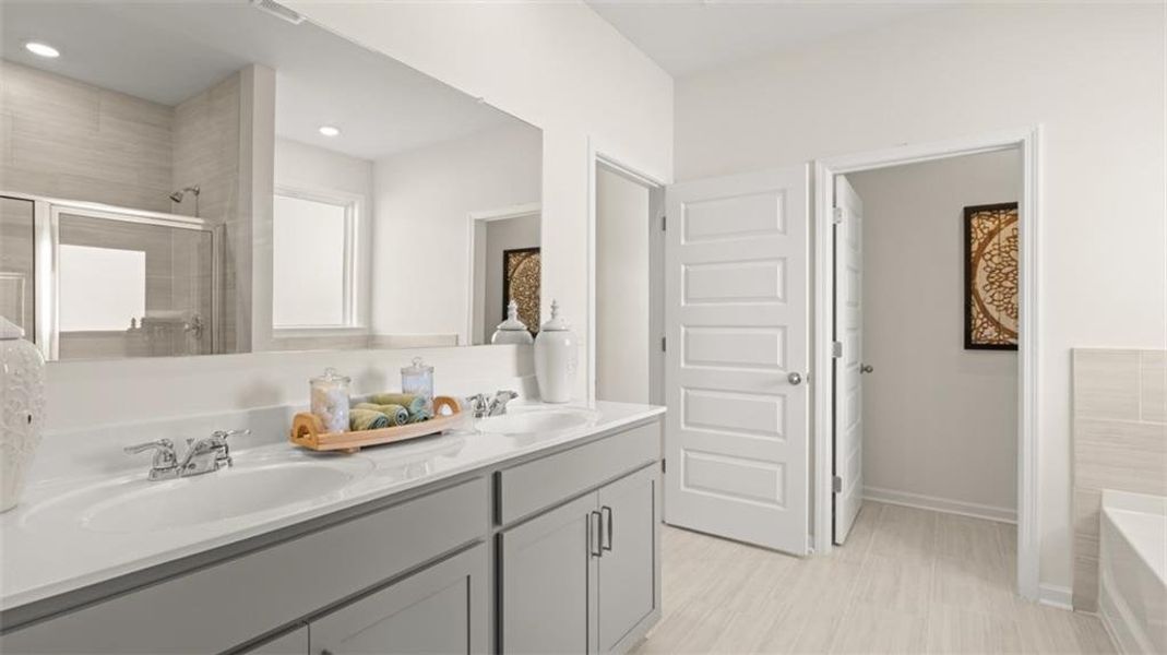 Furnished interior view inside a new home in Kingston Ranch at Lake Oconee, Buckhead (Image 10).