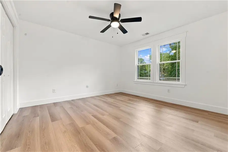 Spacious, unfurnished interior of a new home in , Marietta (Image 22).