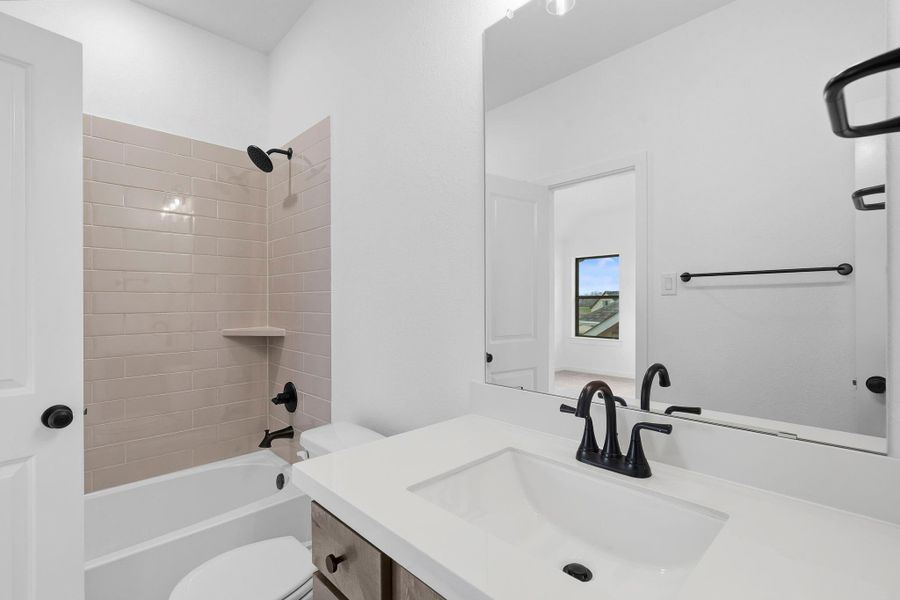 Furnished interior view inside a new home in Sienna 45', 50', Missouri City (Image 14).