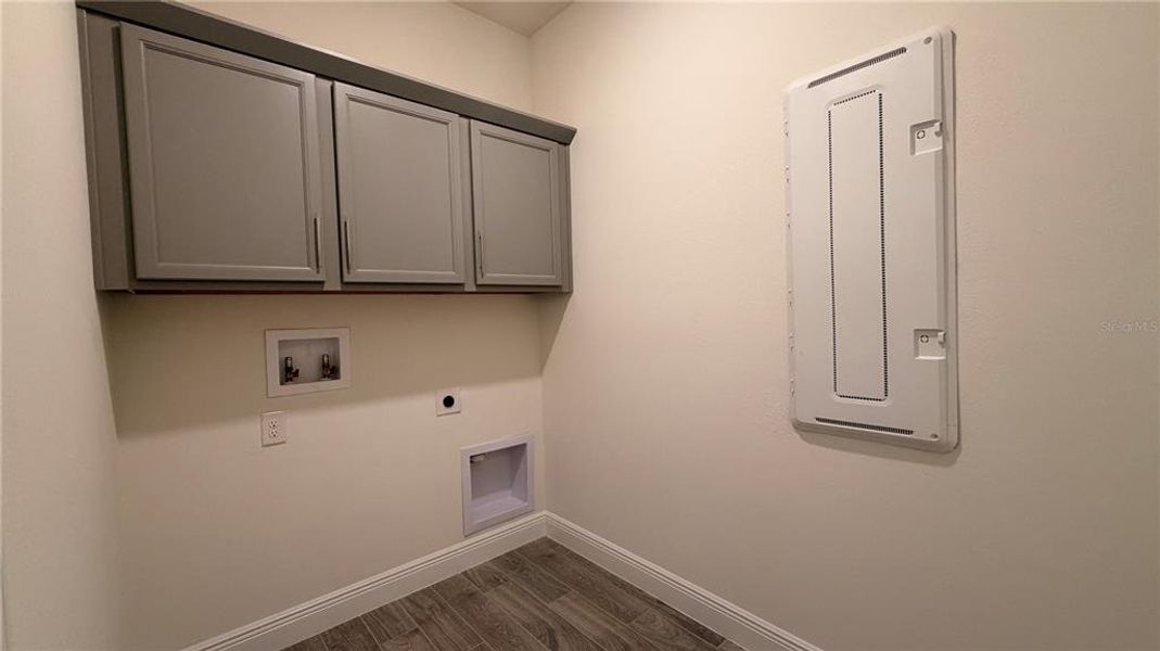 Spacious, unfurnished interior of a new home in Seaire, Parrish (Image 8).