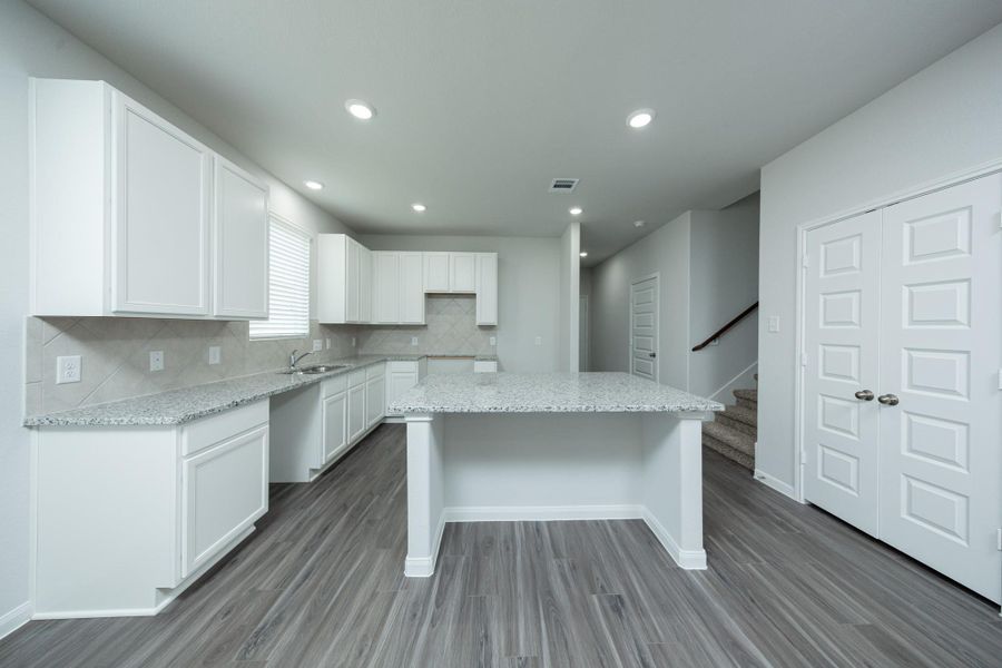 Image 6 of a home in Granger Pines.