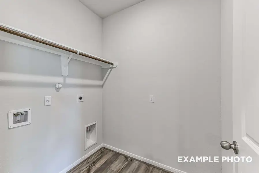Spacious, unfurnished interior of a new home in River Ranch Meadows, Dayton (Image 15).