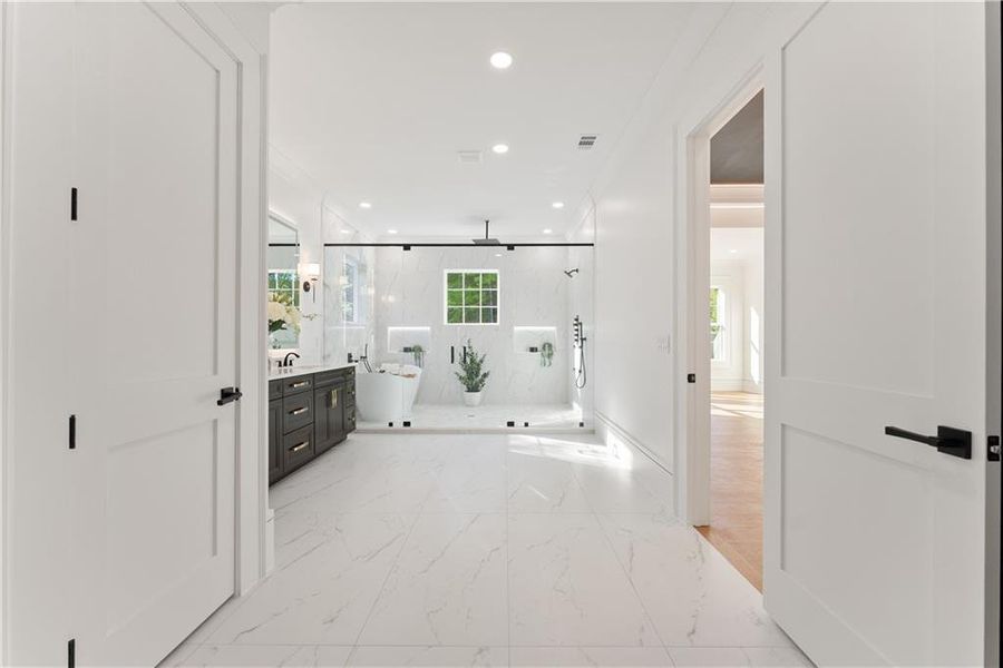 Furnished interior view inside a new home in , Monroe (Image 14).