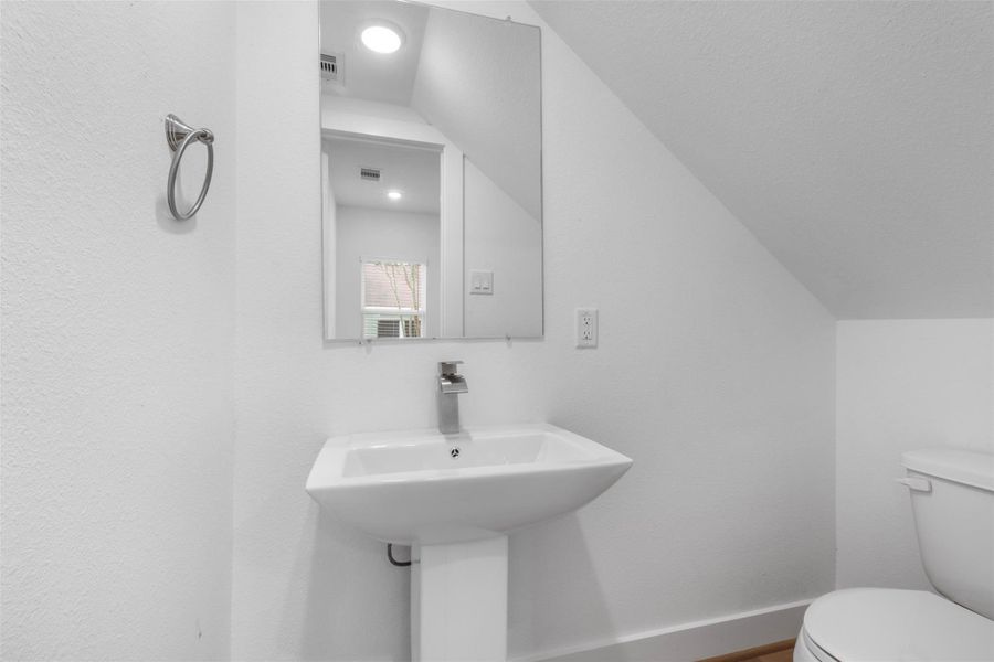 Image 24 of a home in . Image 24 of a home in .