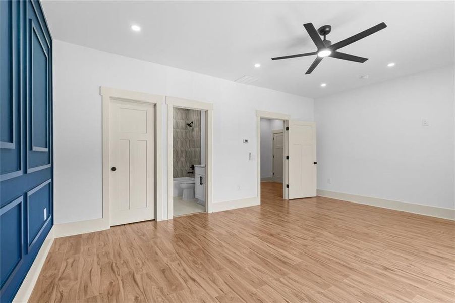 Spacious, unfurnished interior of a new home in , Powder Springs (Image 33). Spacious, unfurnished interior of a new home in , Powder Springs (Image 33).