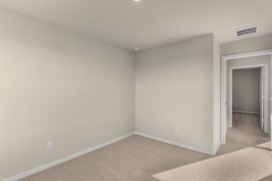 Spacious, unfurnished interior of a new home in Briarwood, Elgin (Image 28).
