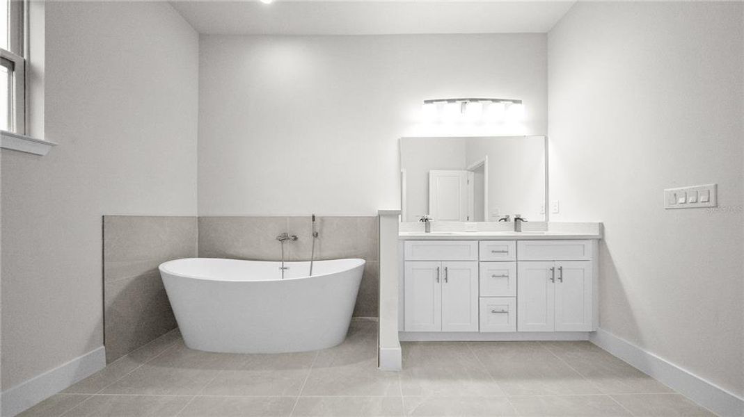 Furnished interior view inside a new home in , North Port (Image 10).