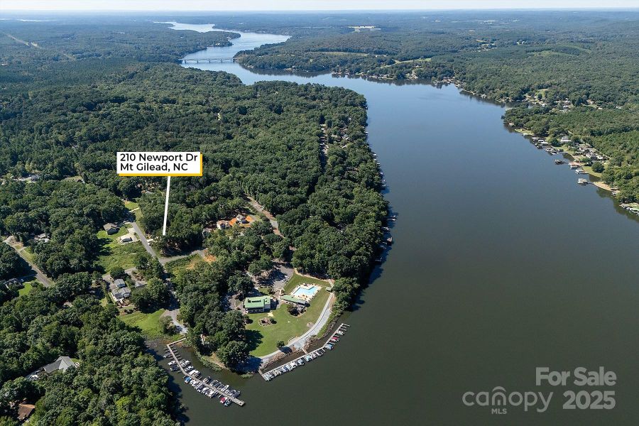 Image 17 of a home in .